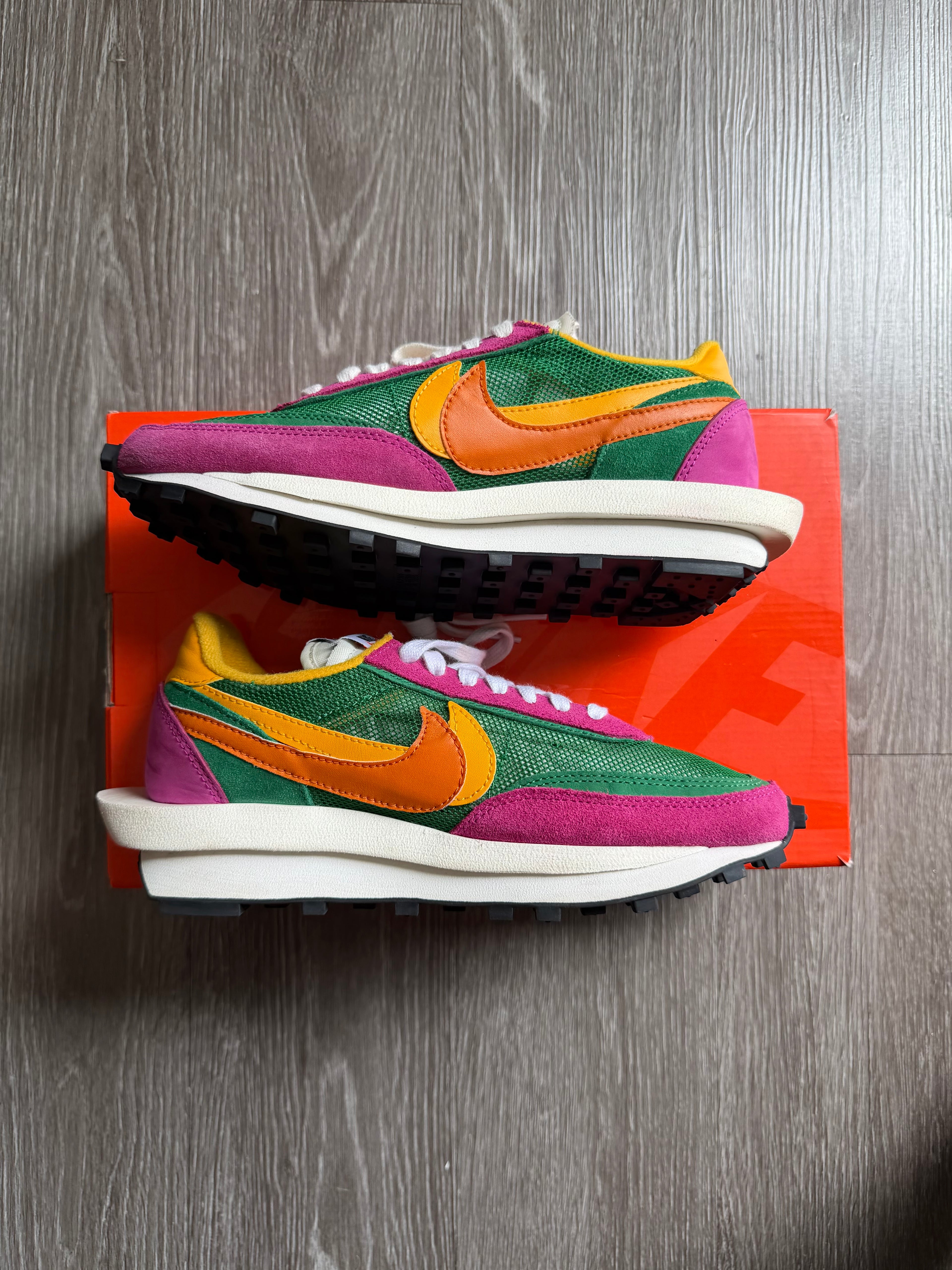 Nike LD Waffle “sacai Pine Green”
