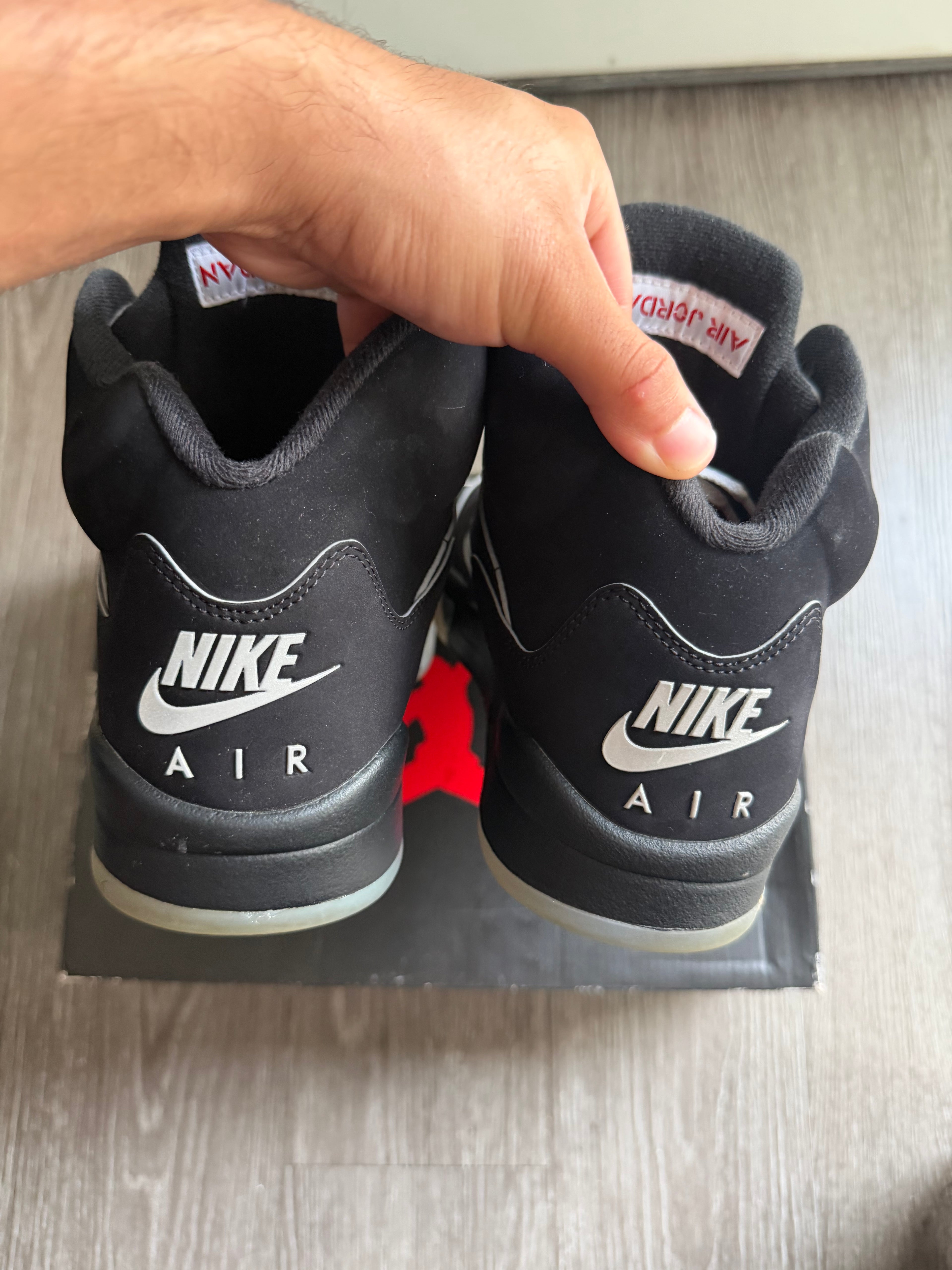 Jordan 5 Retro “Black Metallic Reimagined”