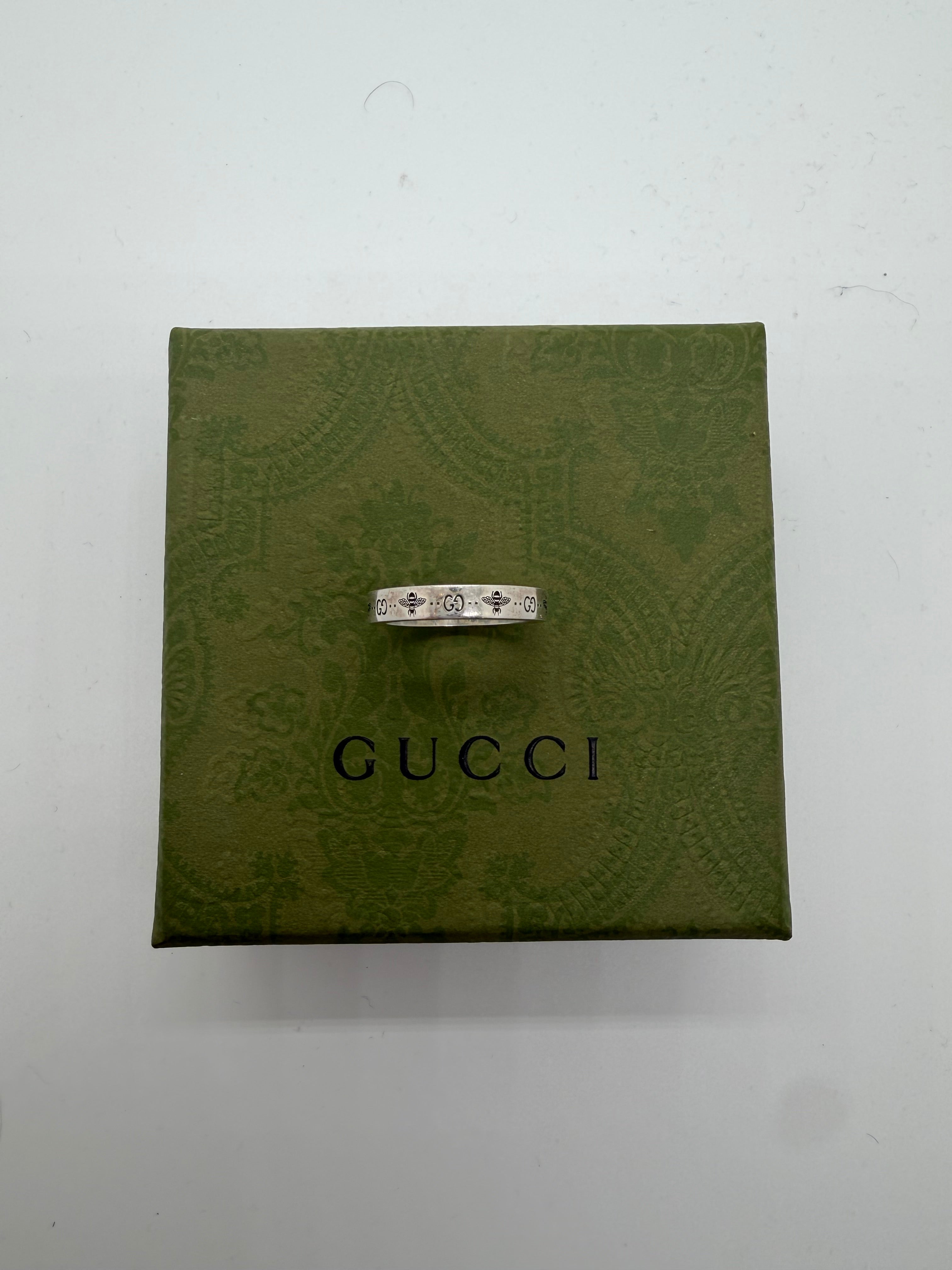 Gucci Sterling Silver GG Signature Bee Ring