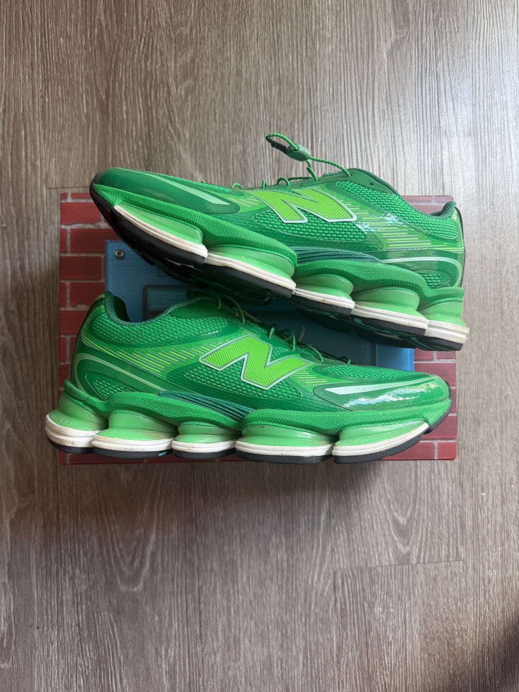 New Balance Abzorb 2000 “Amine Bibloteca”