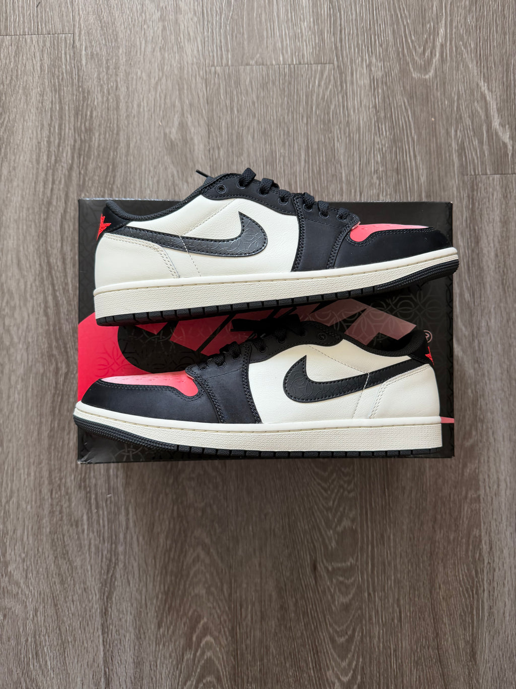 Jordan 1 Retro Low OG “PSG Paris Saint-Germain”