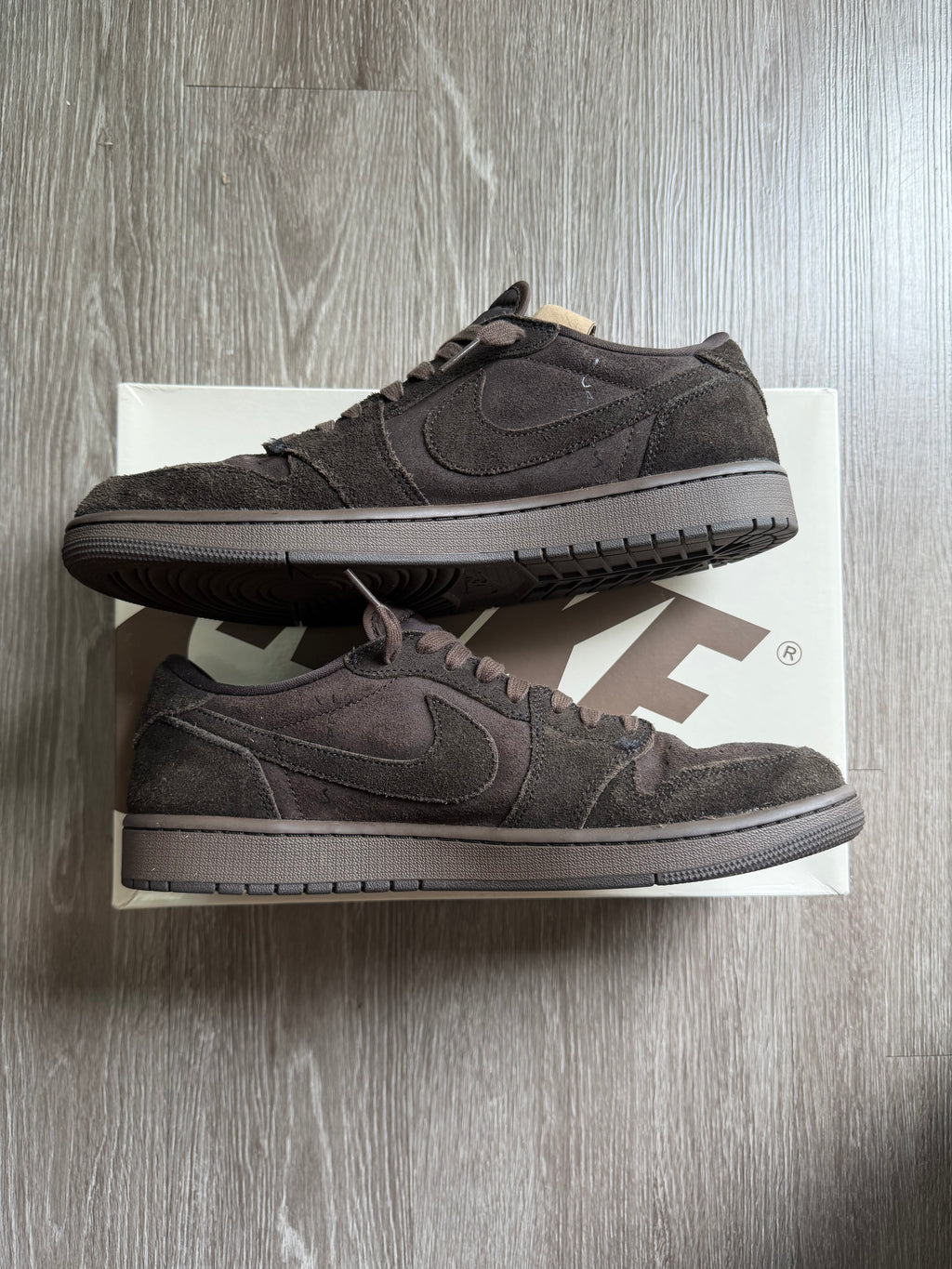 Jordan 1 Retro Low OG SP “Travis Scott Velvet Brown”