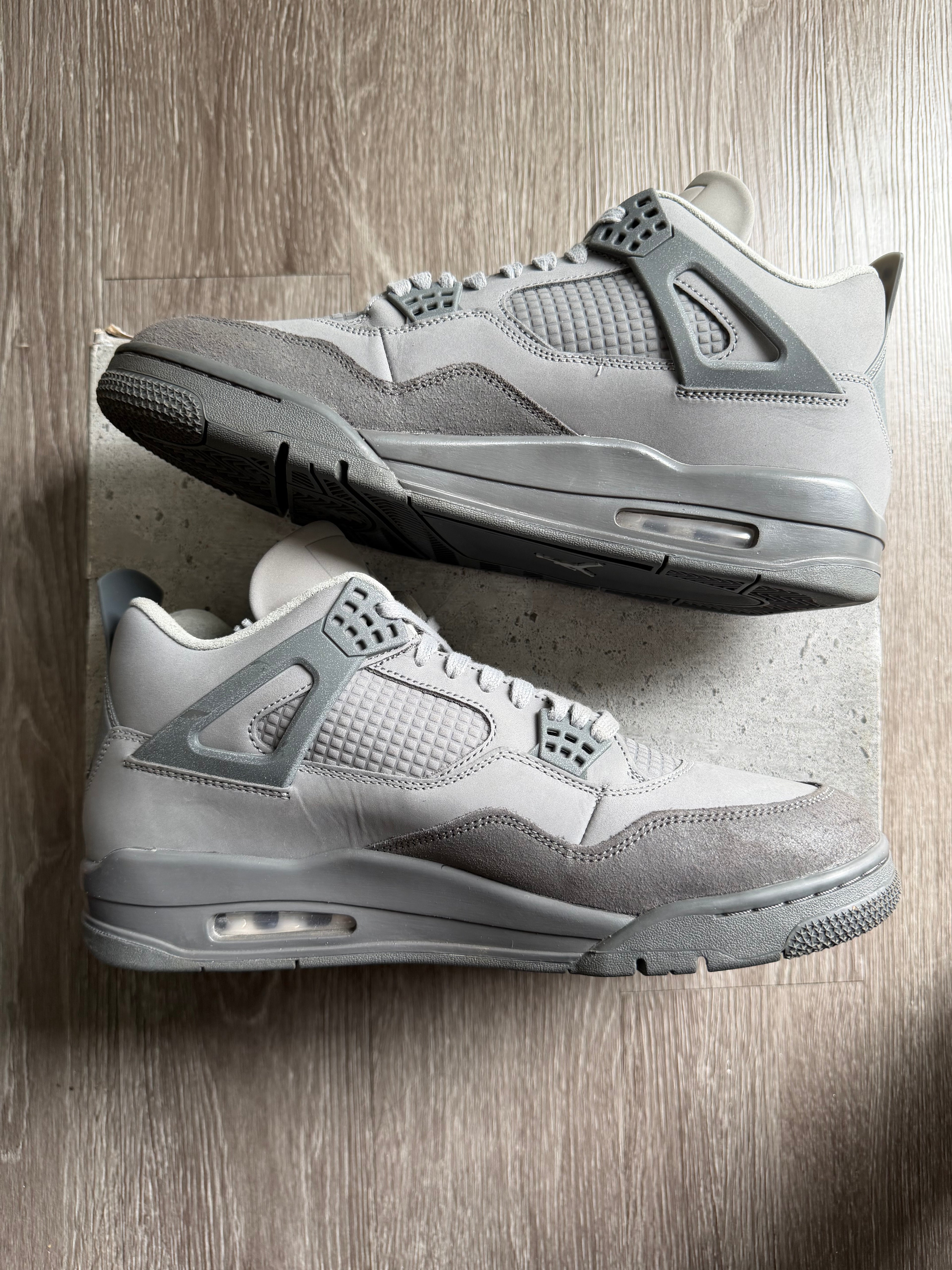 Jordan 4 Retro “Wet Cement”