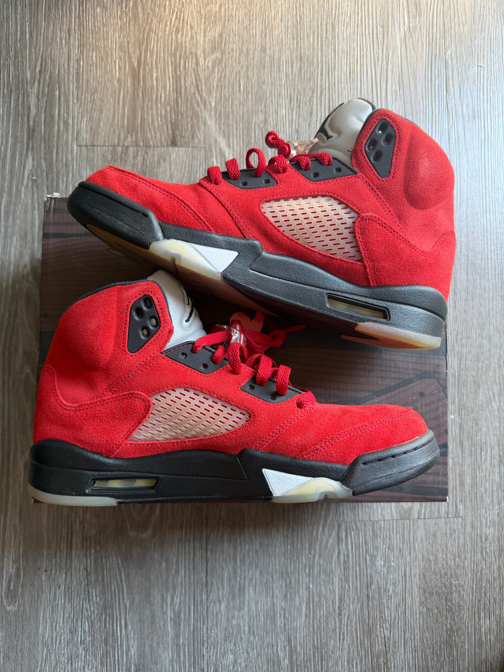 Jordan 5 Retro “Raging Bull Red” (2021)