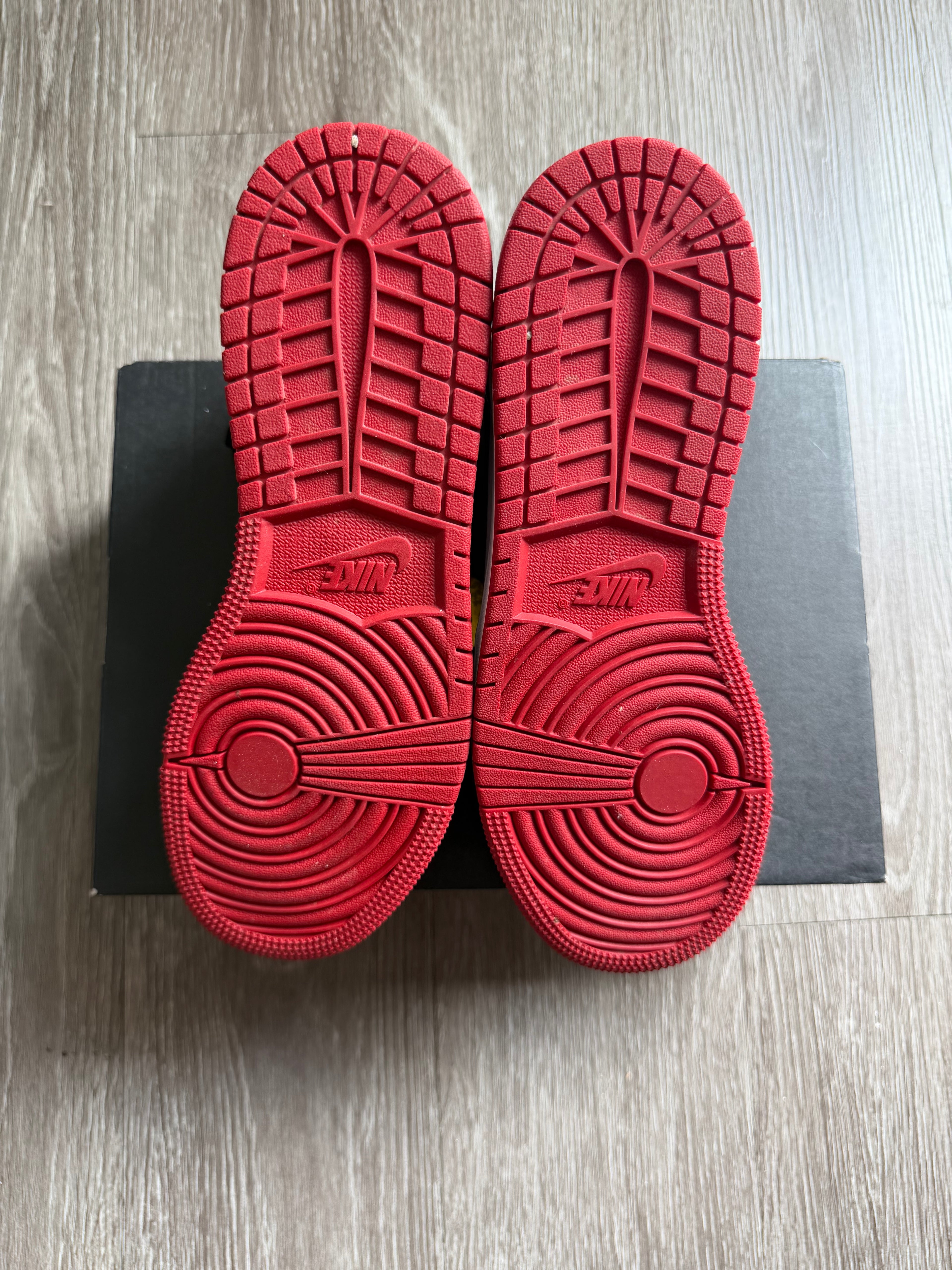 Jordan 1 Retro Low “Bred Toe”