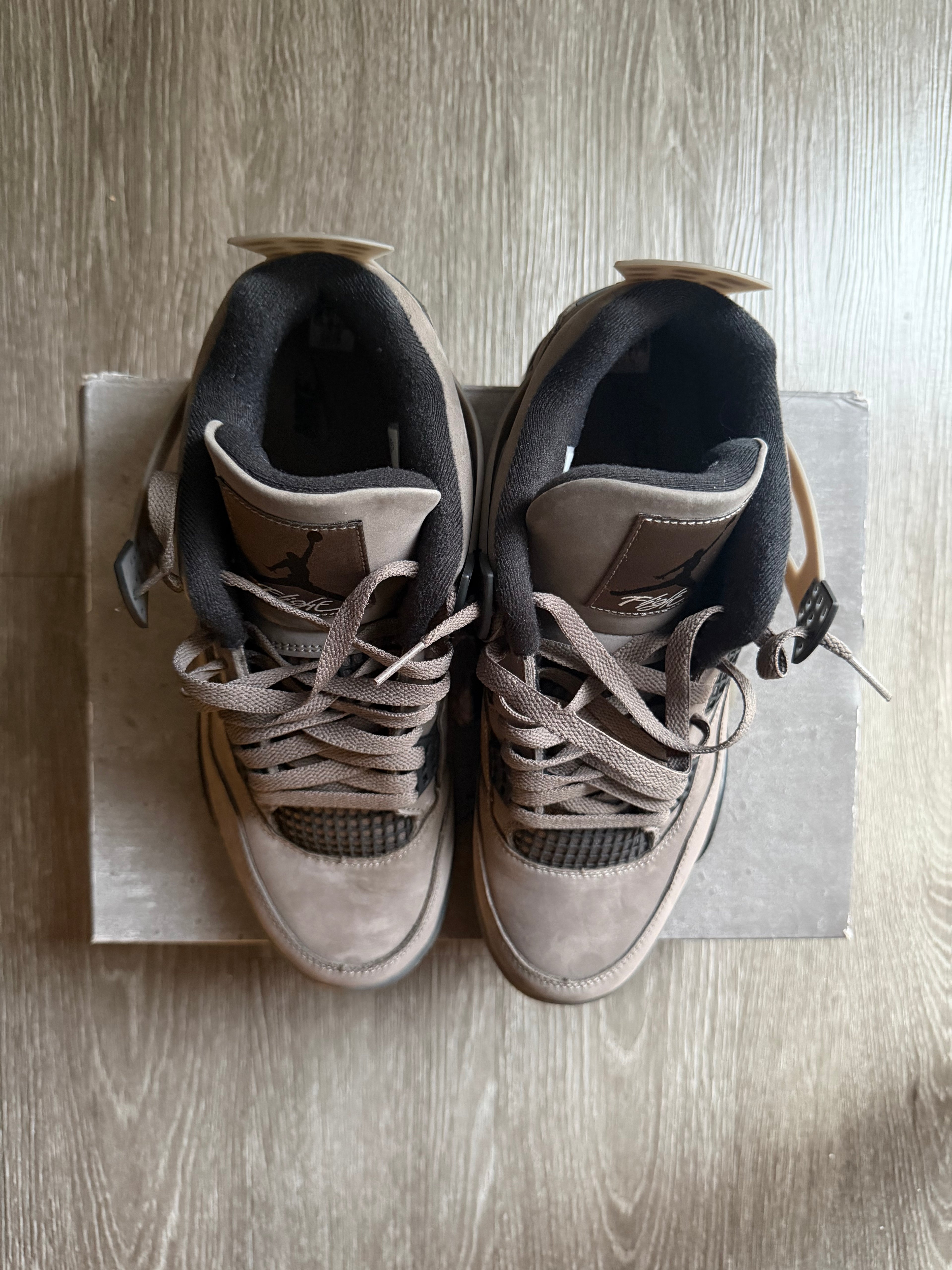 Jordan 4 Retro “Cave Stone”