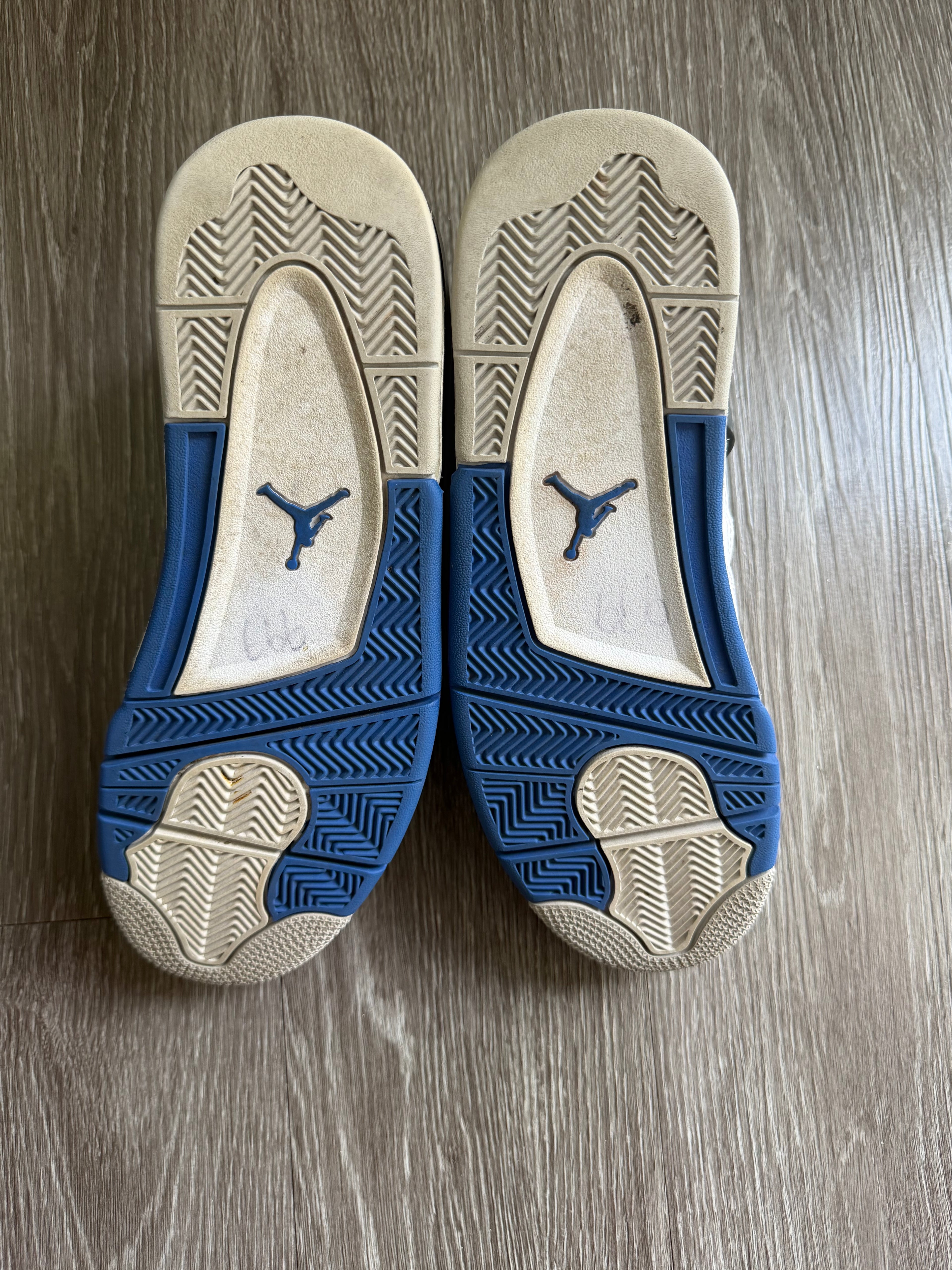 Jordan 4 Retro “Motorsports” (2017)