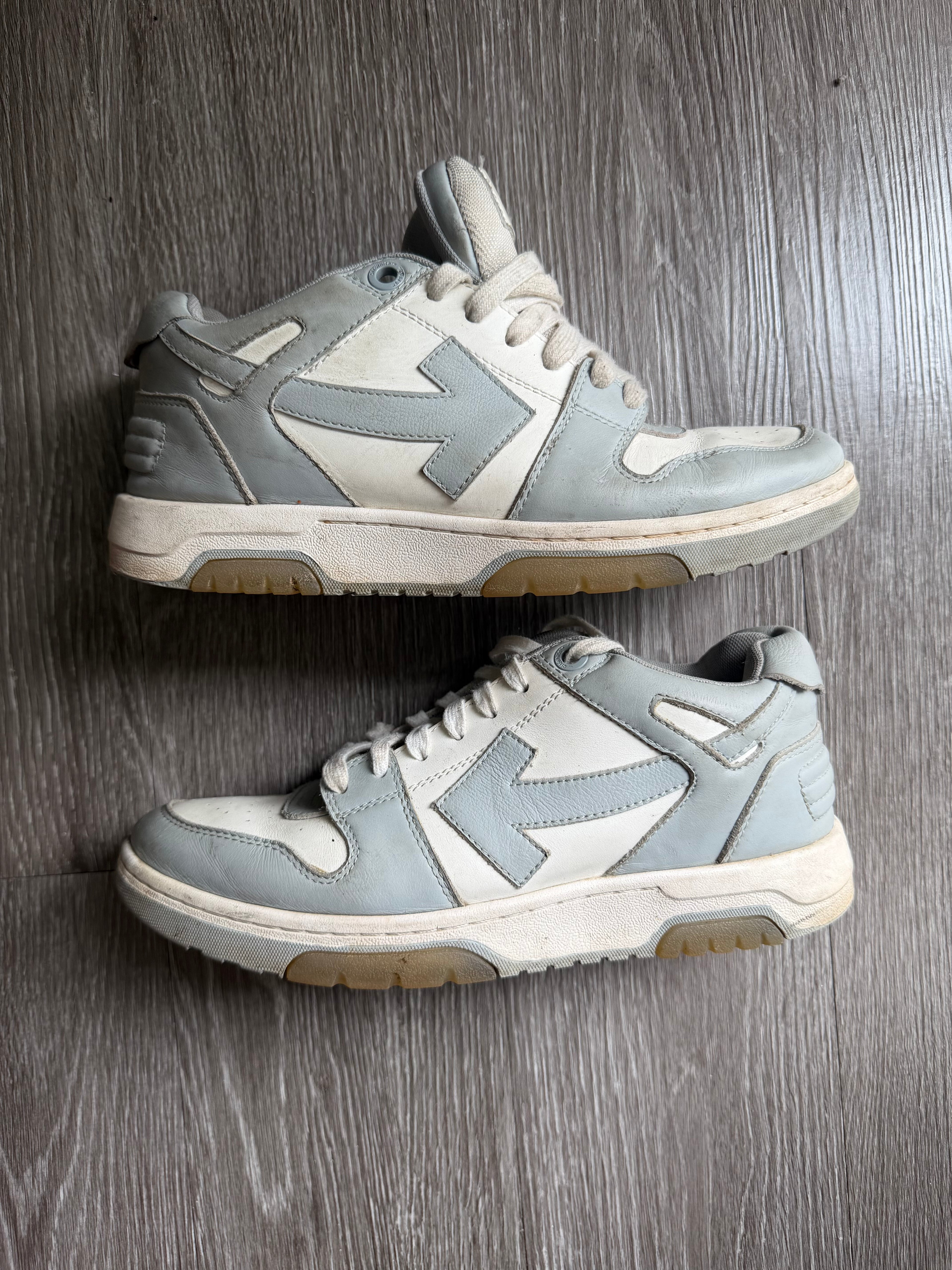 Off-White Out of Office Low “Grey White”