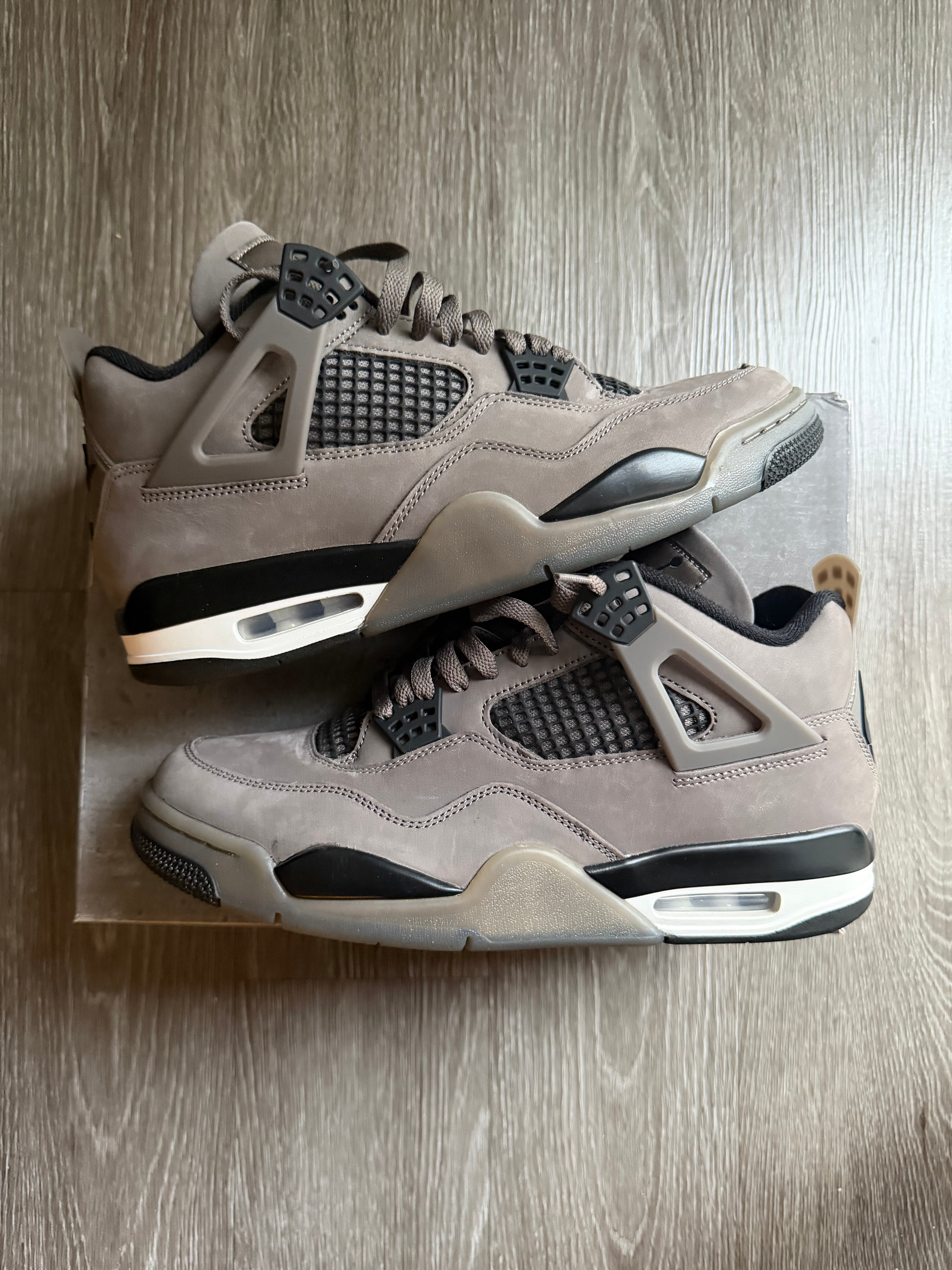 Jordan 4 Retro “Cave Stone”