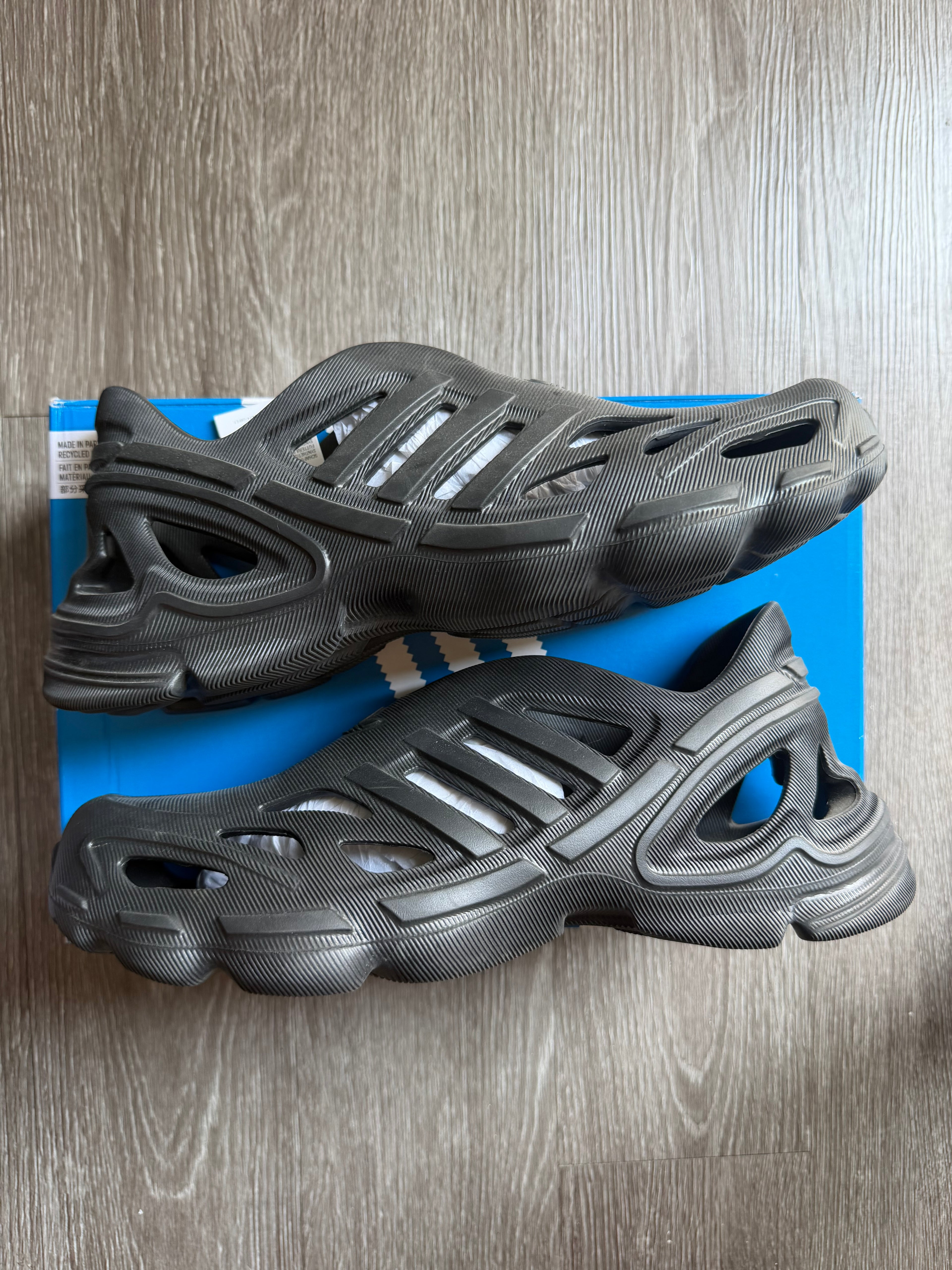 adidas adiFOM Q “Black Carbon”