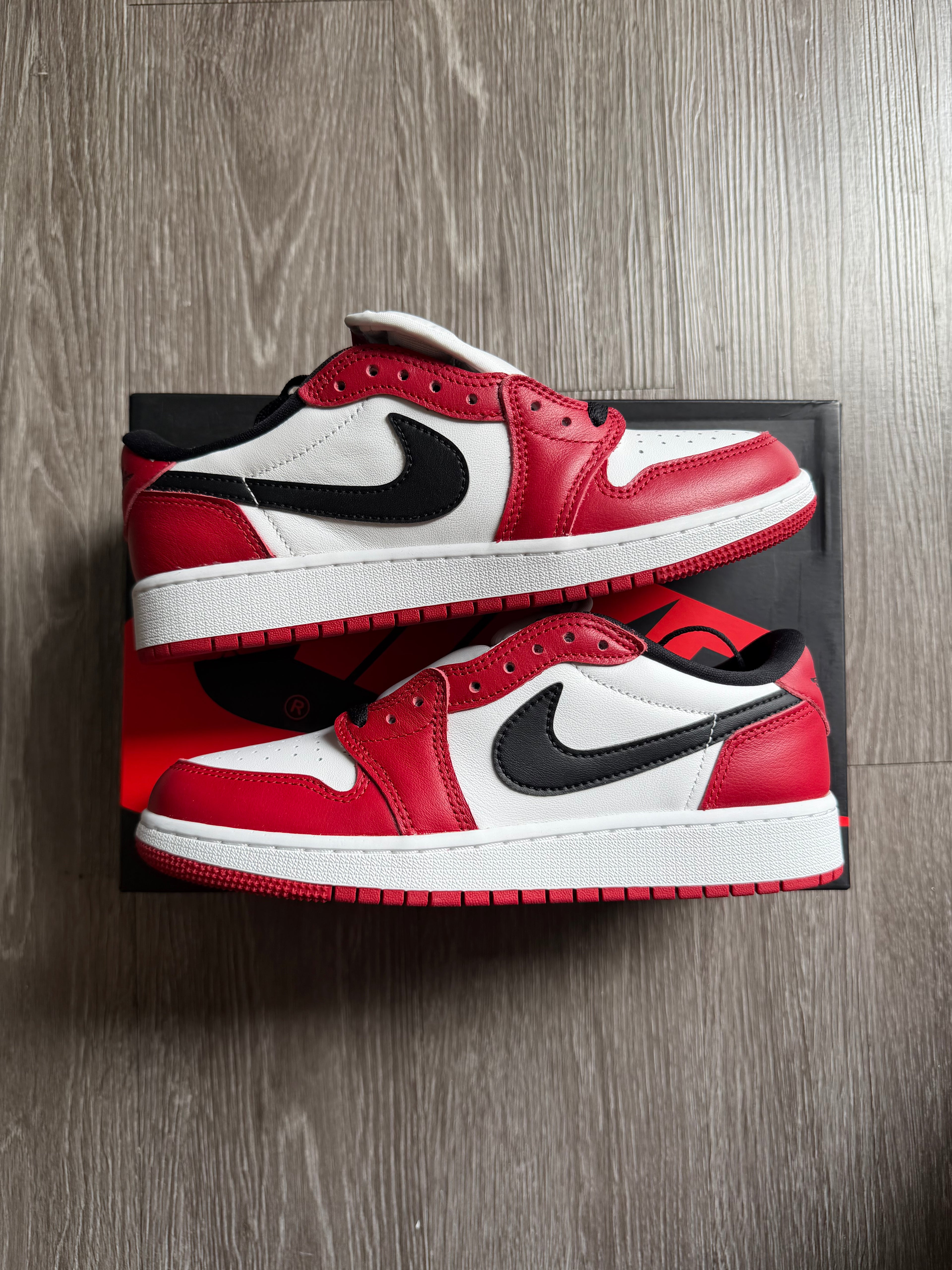 Jordan 1 Retro Low OG “Chicago” (2025)
