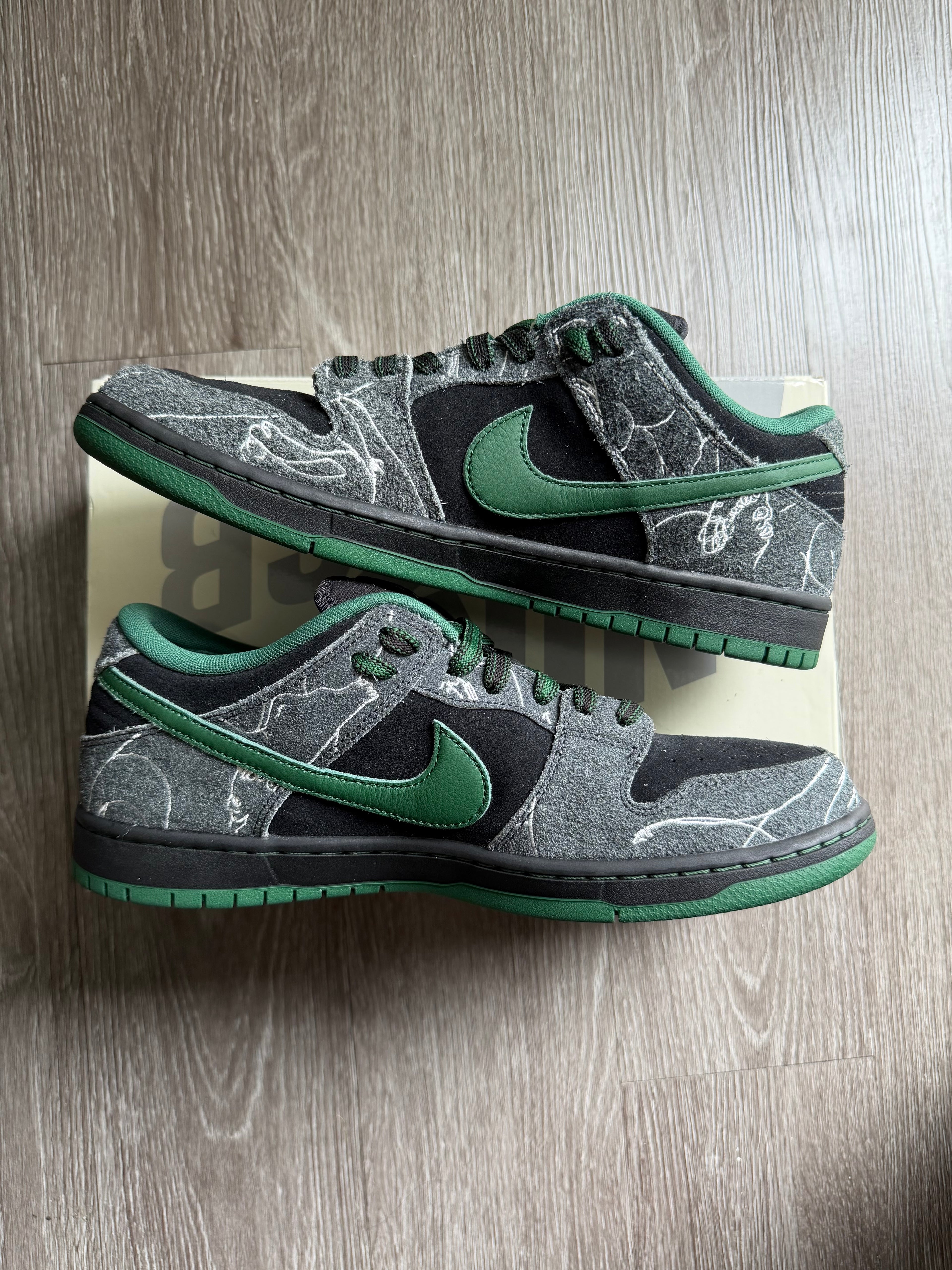Nike SB Dunk Low “There Skateboards”