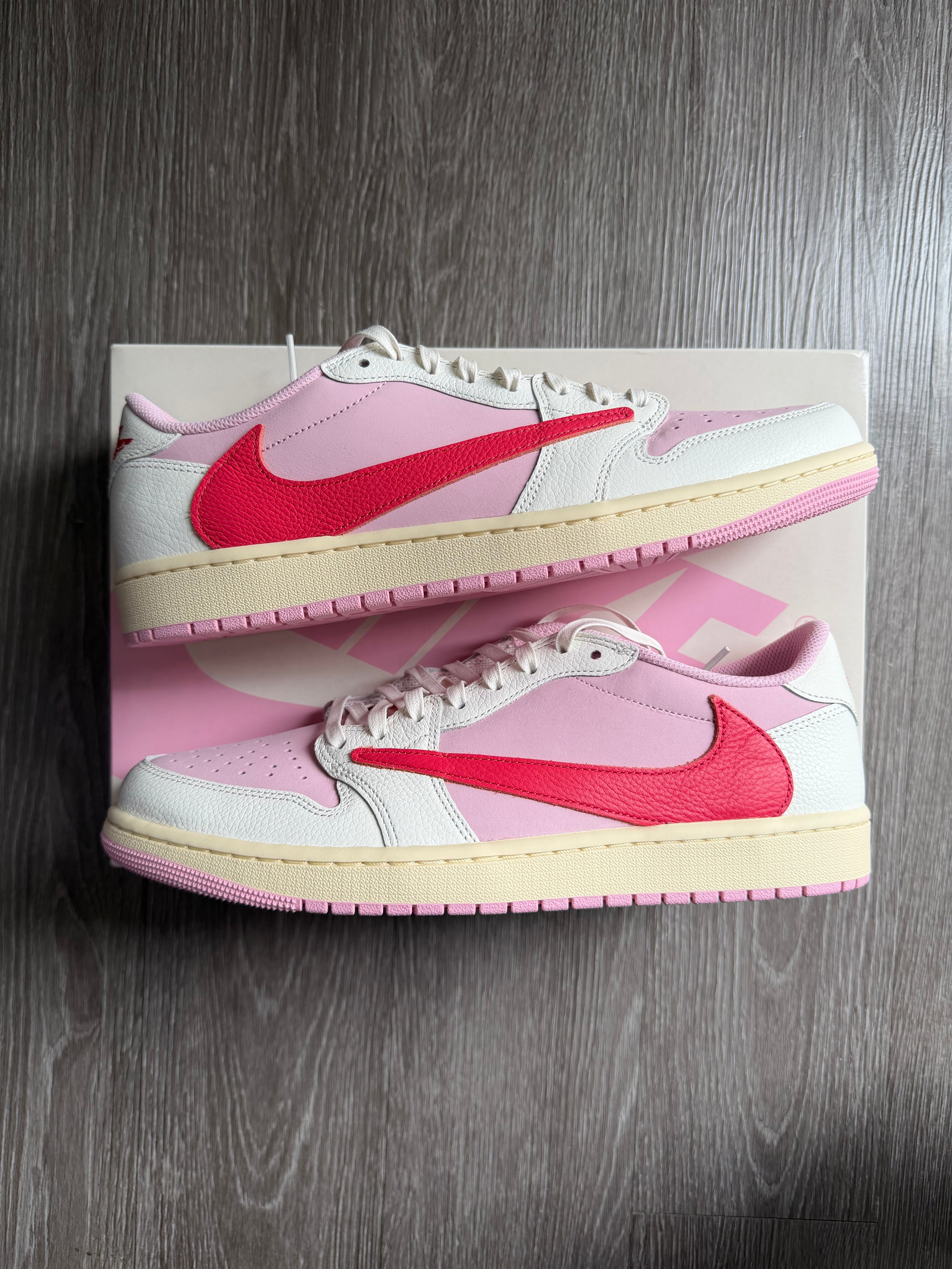 Jordan 1 Retro Low OG SP “Travis Scott Sail Tropical Pink”