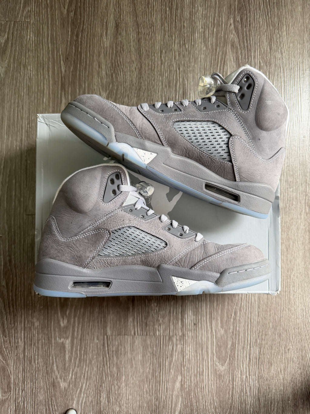 Jordan 5 Retro “Wolf Grey” (2026)