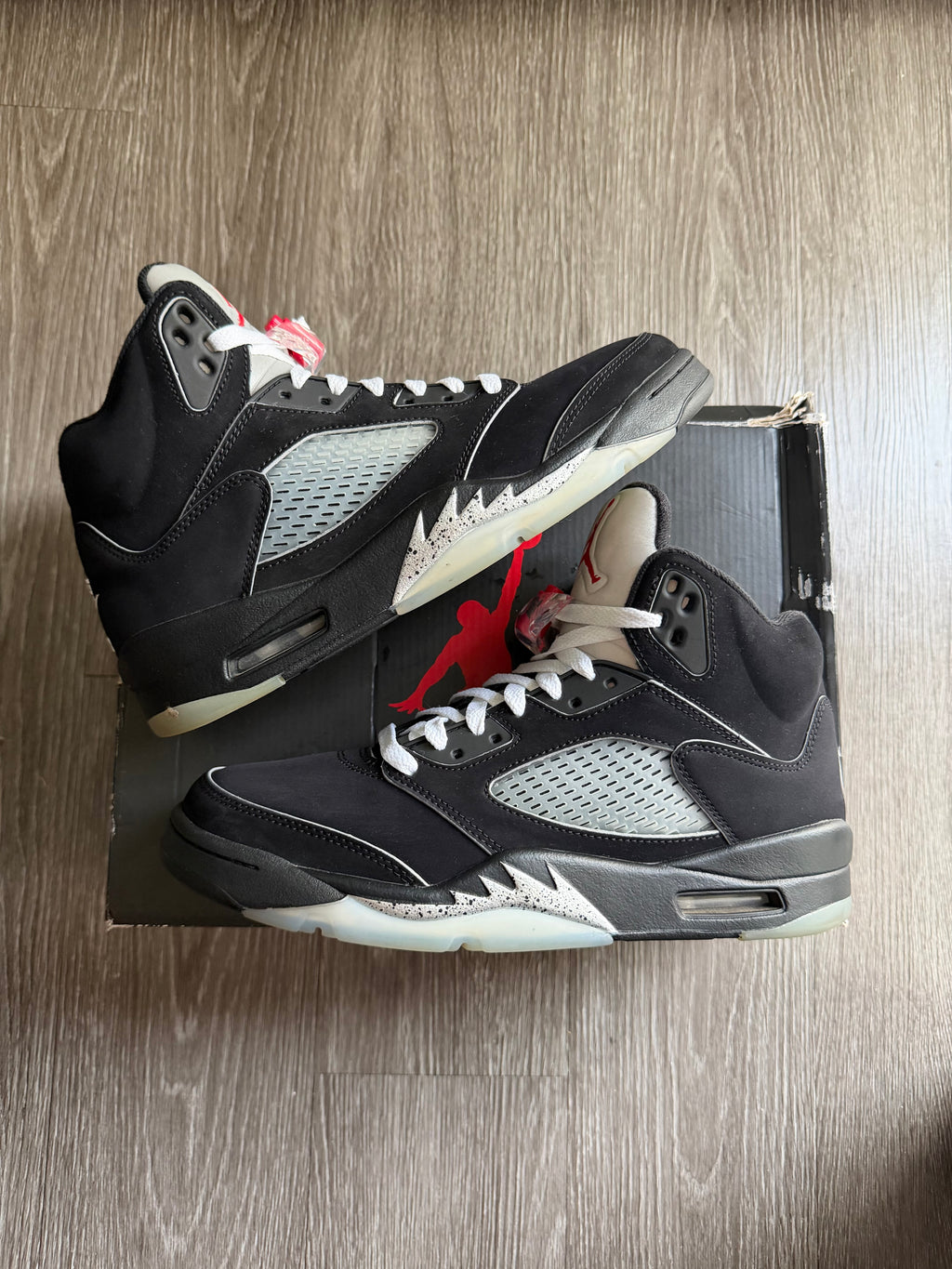 Jordan 5 Retro “Black Metallic Reimagined”