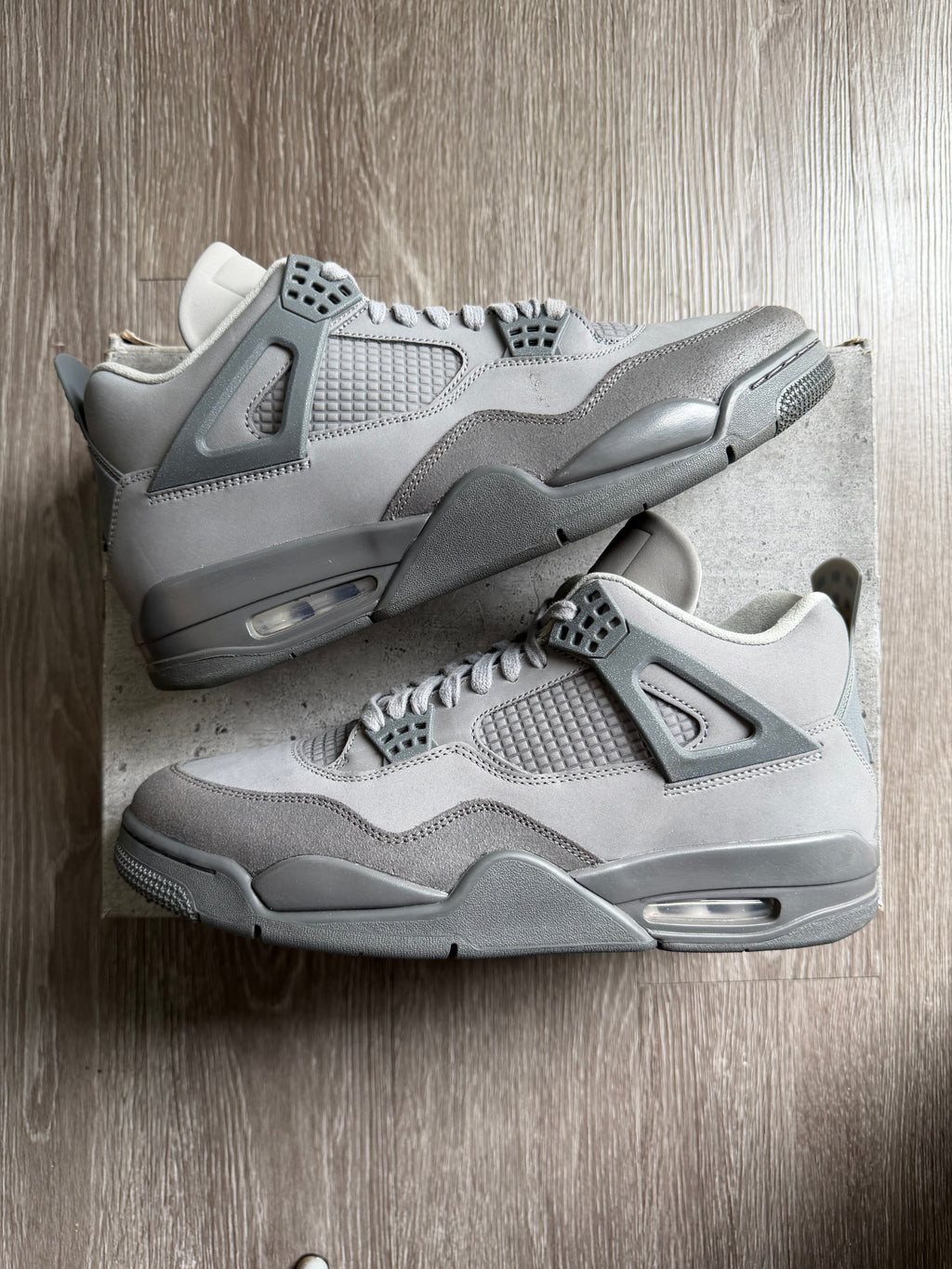 Jordan 4 Retro “Wet Cement”