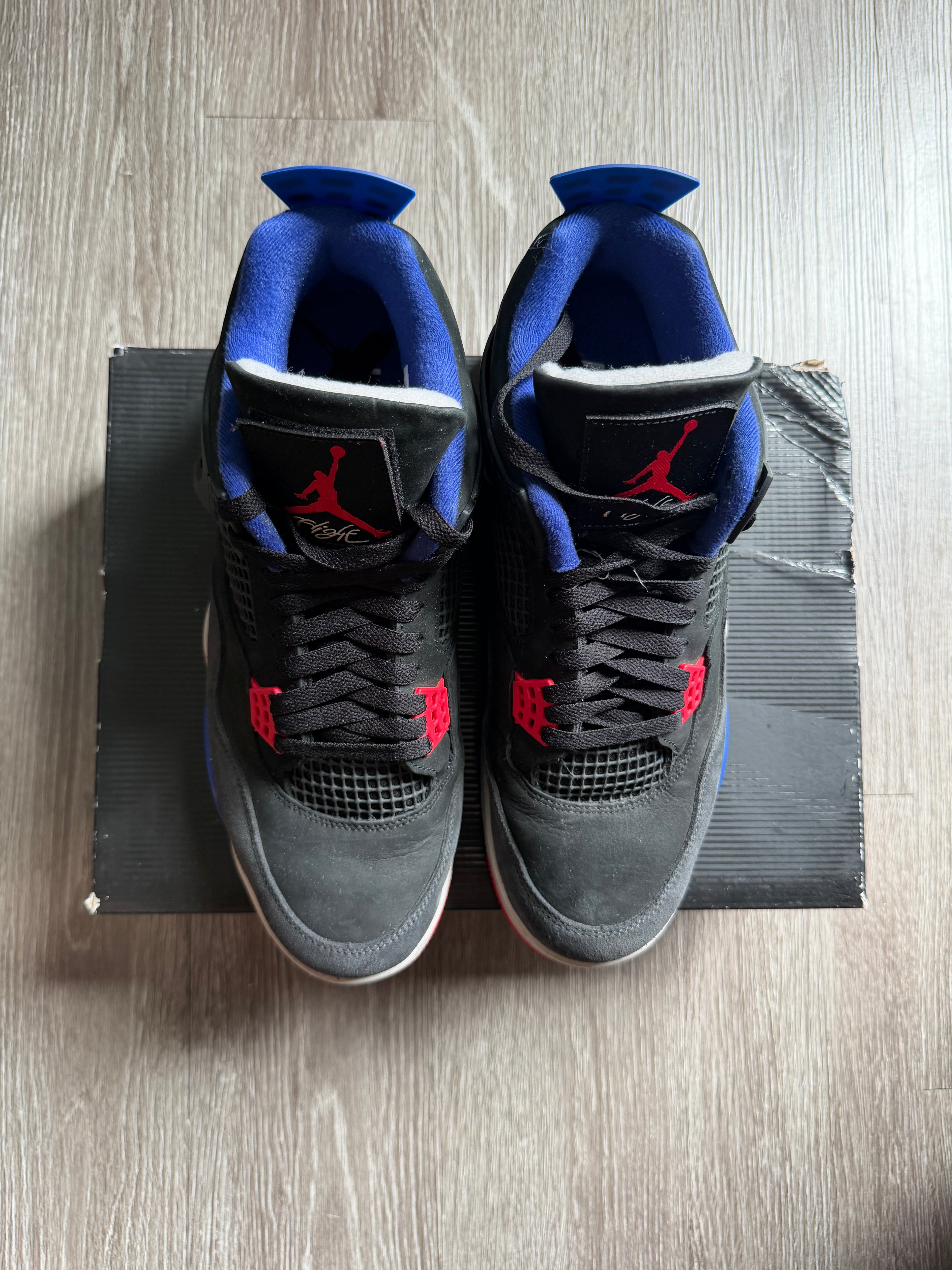 Jordan 4 Retro “Rare Air” (White Lettering)