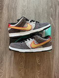 Nike SB Dunk Low “Beijing Metallic Gold”