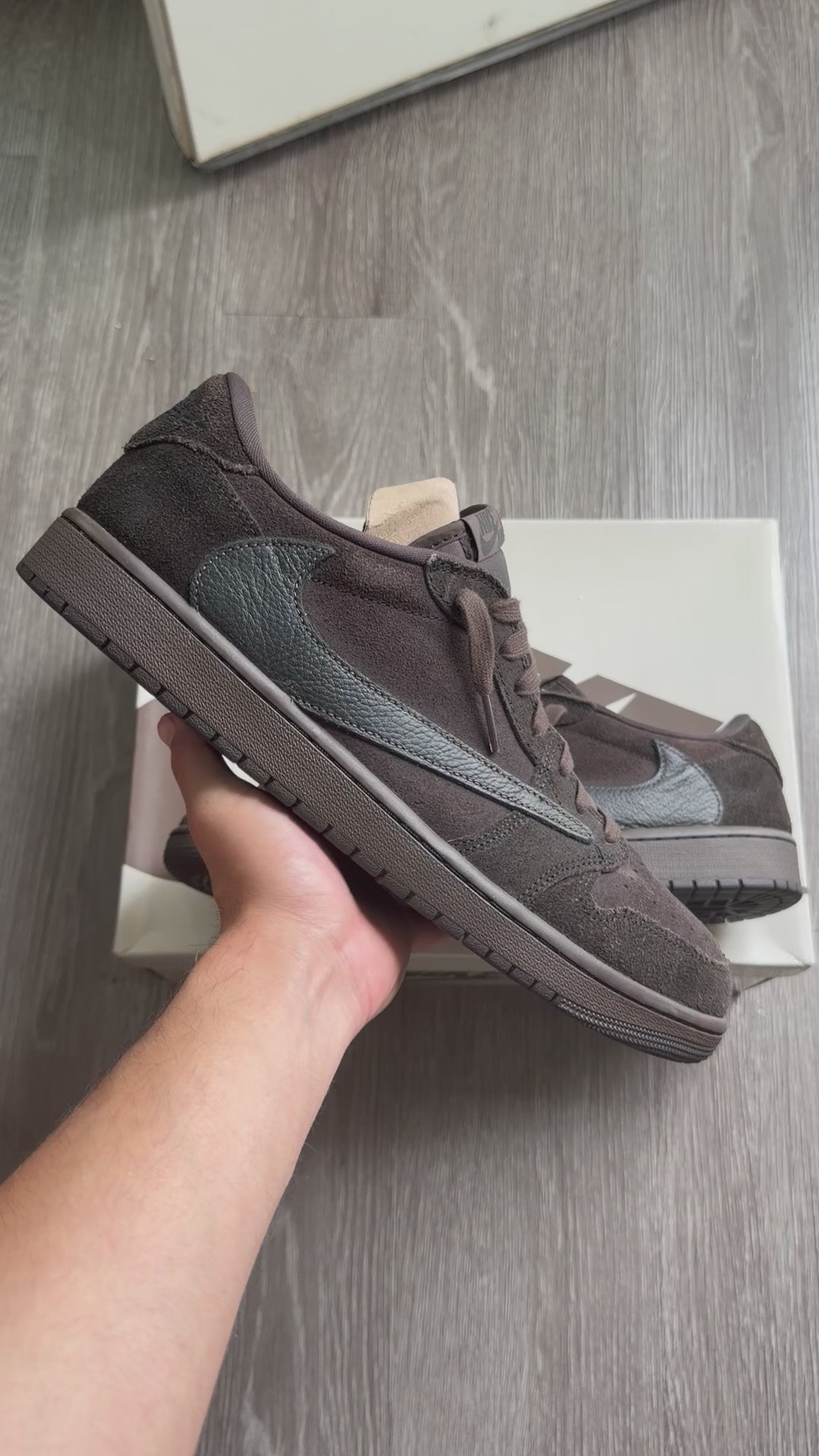 Jordan 1 Retro Low OG SP “Travis Scott Velvet Brown”