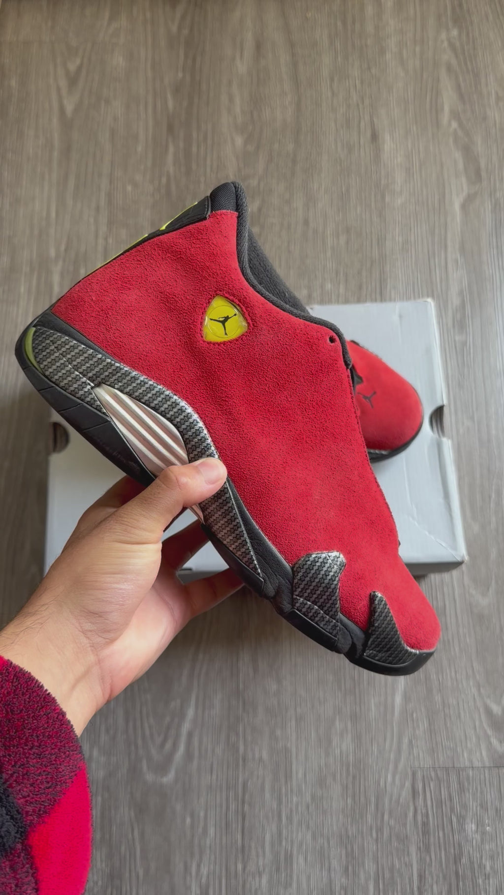 Jordan 14 Retro “Ferrari” (2025)