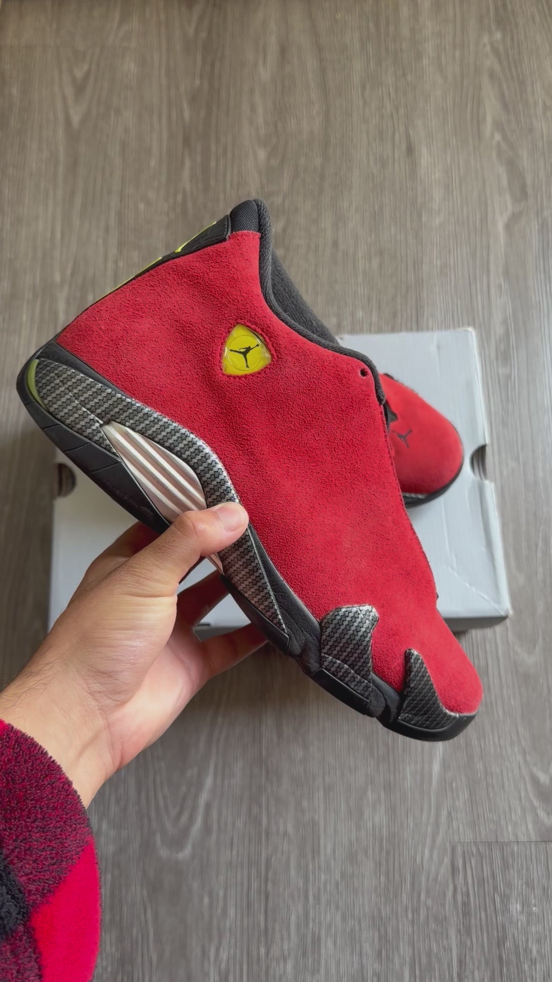 Jordan 14 Retro “Ferrari” (2025)