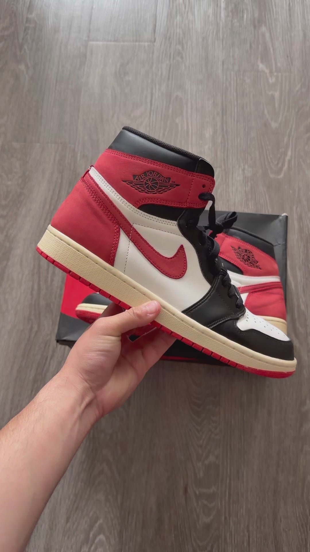 Jordan 1 Retro High “Track Red”